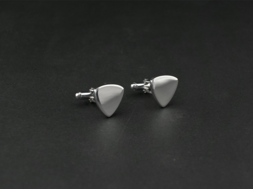 Kalvosinnapit Milano Silver Triangleproduct image #2